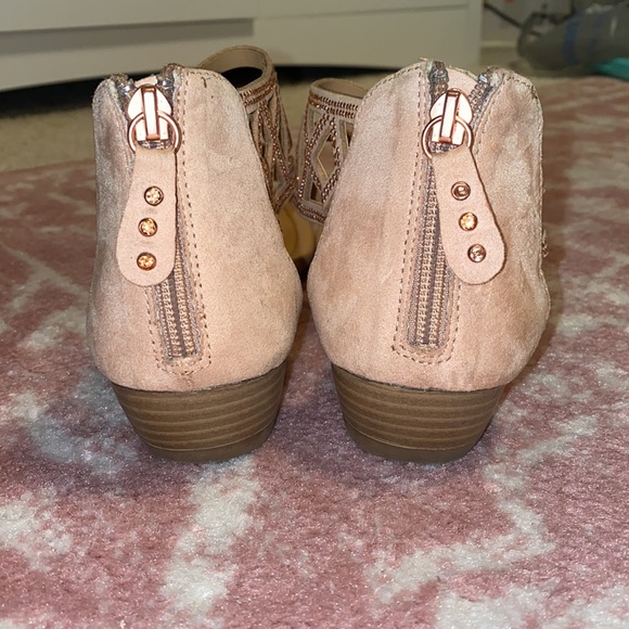 Dolce Mojo Moxy Size 9 tan sandal with bronze sequin - Picture 6 of 6